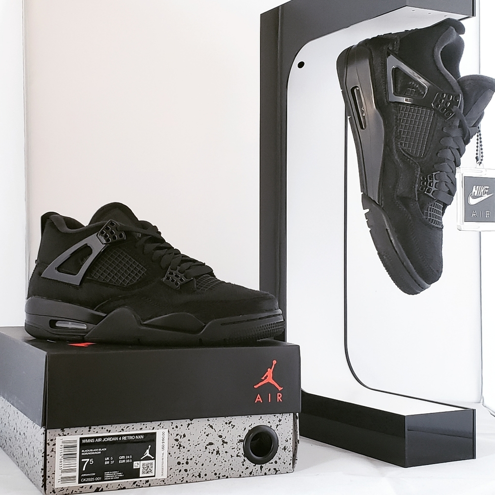 Nike Jordan 4 x Olivia Kim